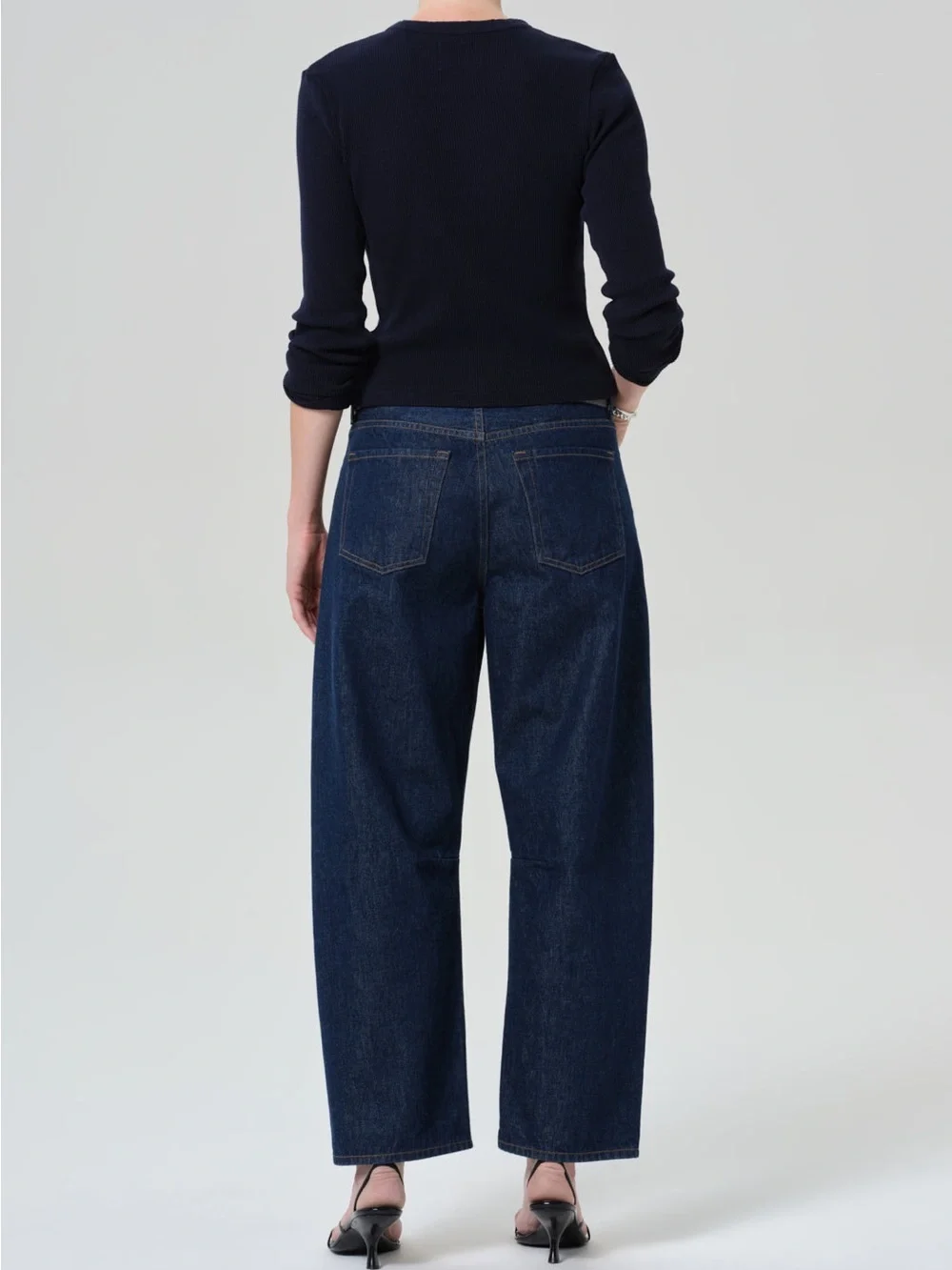 Citizens Of Humanity Miro Barrel Leg Jean in Amherst Dark Wash 30